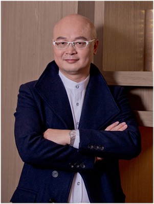 梁伟权导师.jpg
